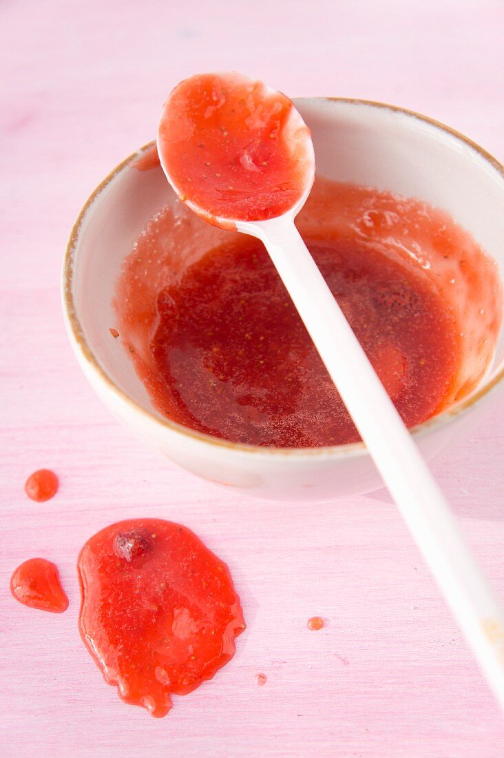 Cold-stired wild strawberry jam