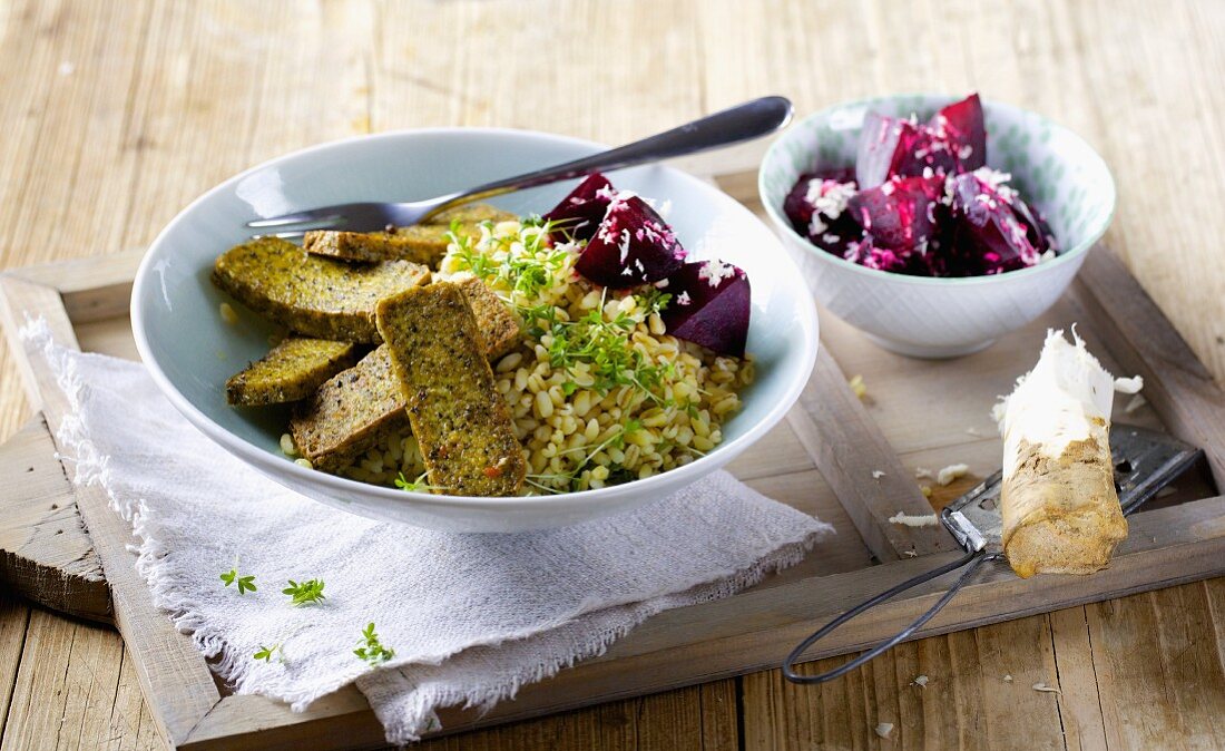 Fried tofu with tender wheat, garden cress and beetroot
