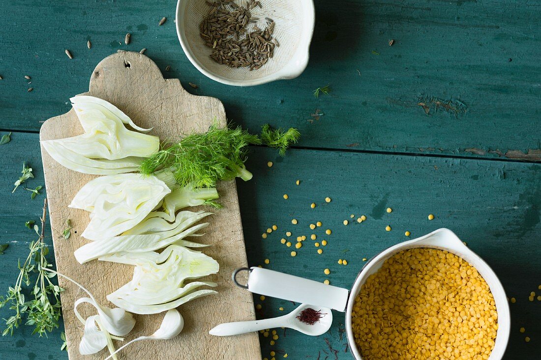 Ingredients for lentil and fennel spread with garlic