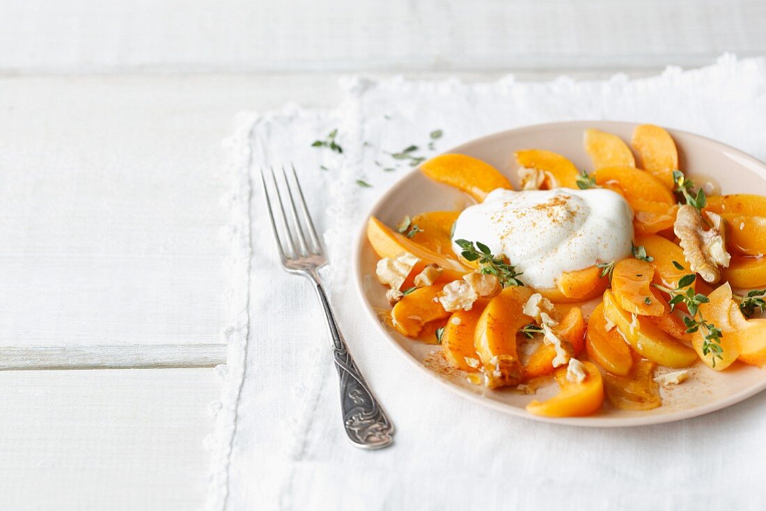 Apricot carpaccio with creamy yoghurt and fresh thyme