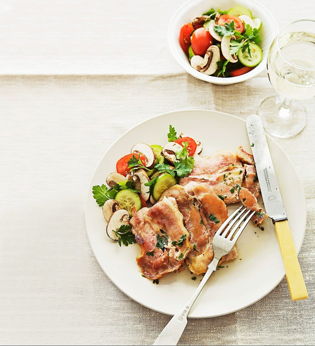 Veal scallopine with prosciutto