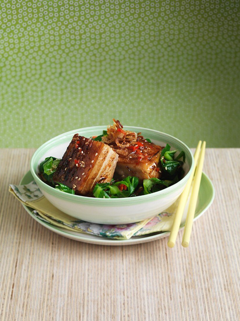 Pork belly with chillis and sesame seeds (Asia)