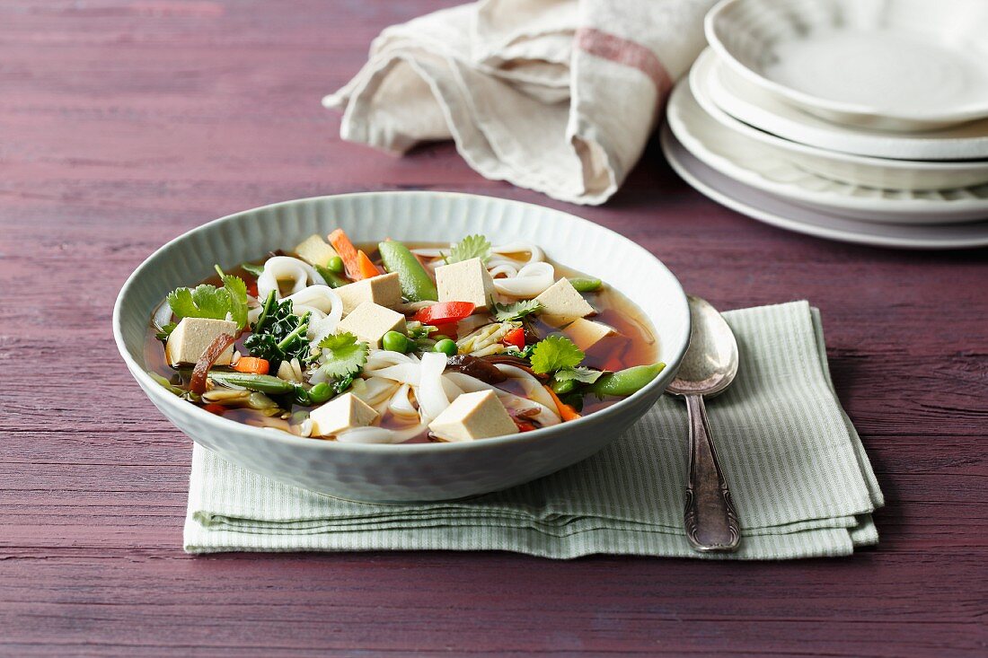 Quick glass noodle soup with tofu and oriental vegetables
