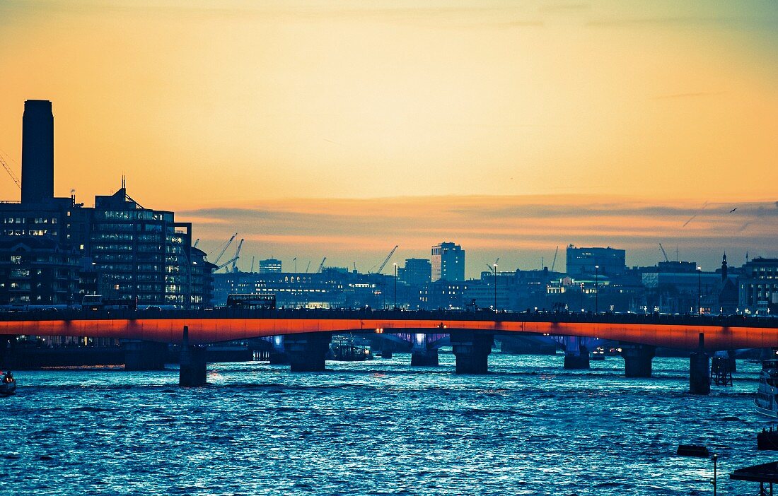A view of the Thames, London, at dusk