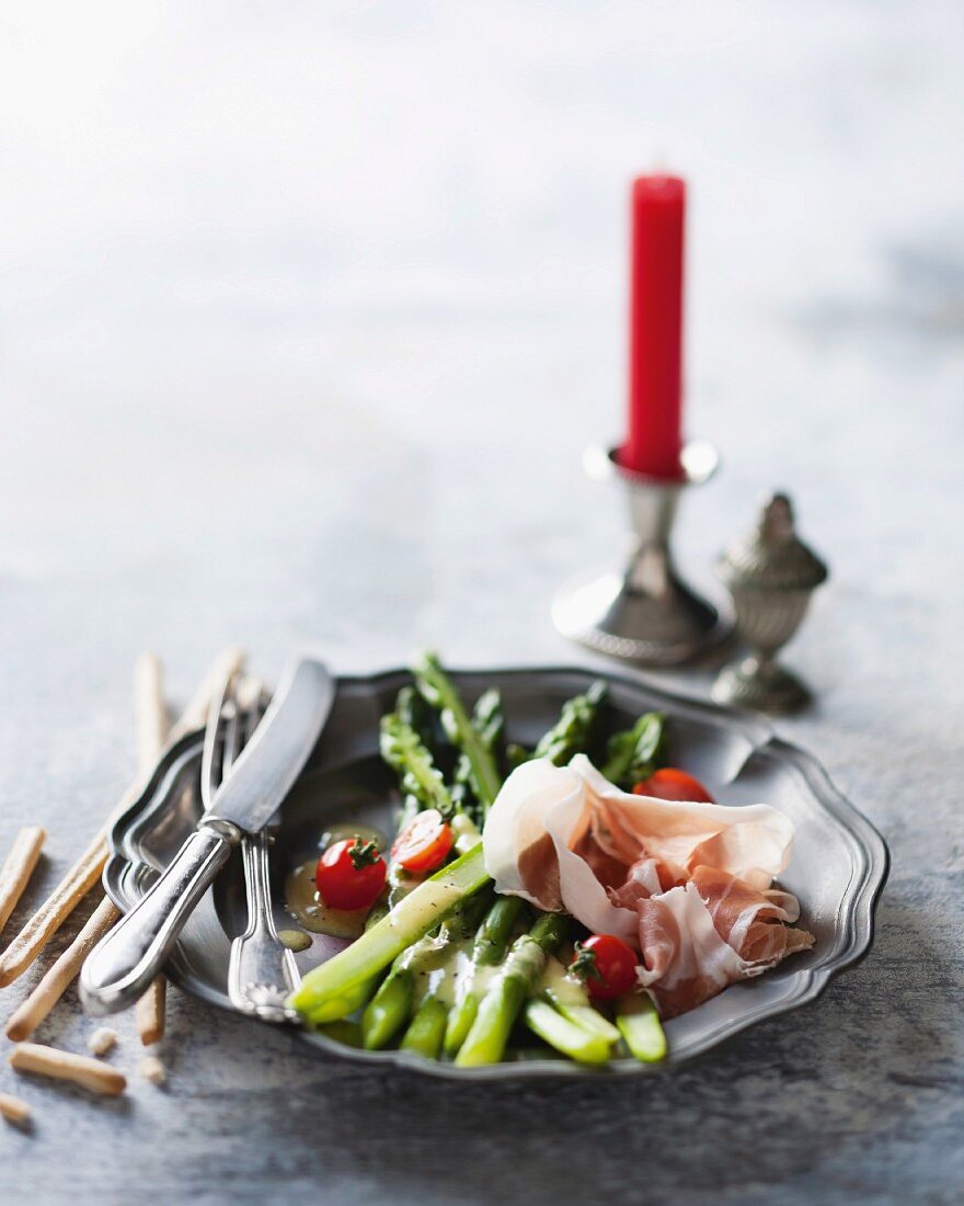 Asparagus with Parma ham and a Parmesan dressing