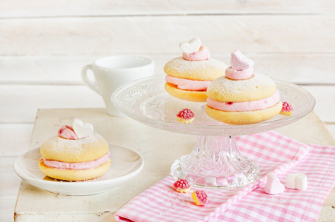 Whoopie Pies mit Himbeercreme