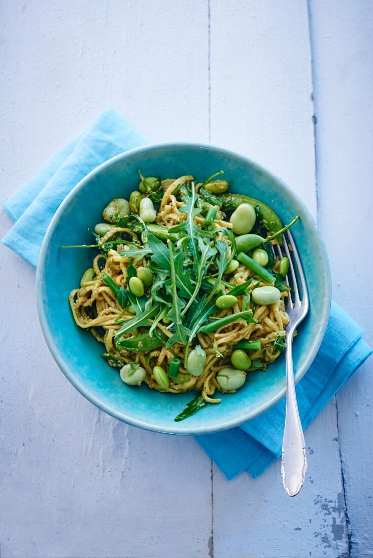 Linguine mit Favabohnen und Rucola