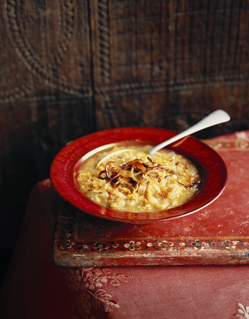 Egyptian lentil soup with caramelised onions