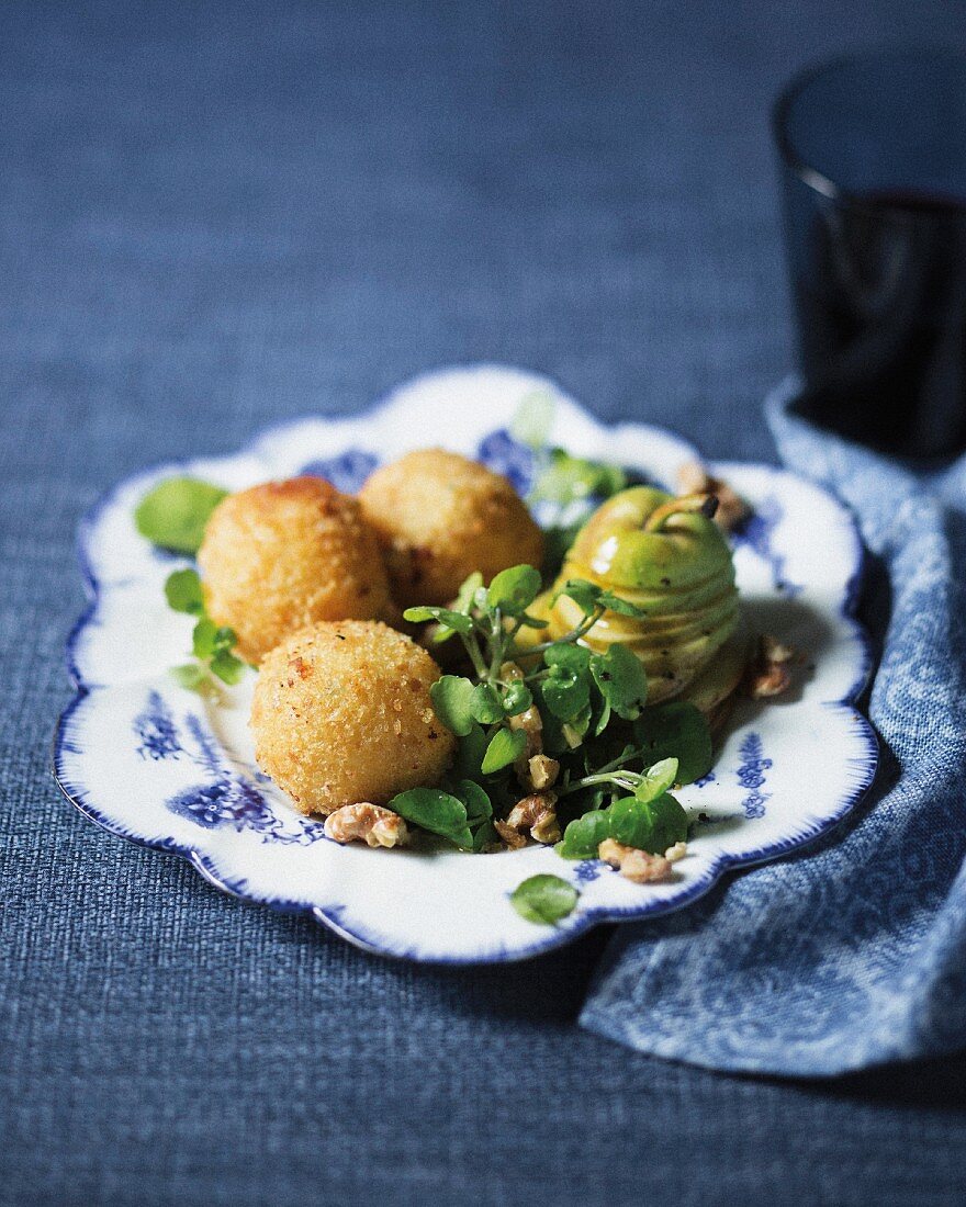 Cheese croquettes with a pear salad