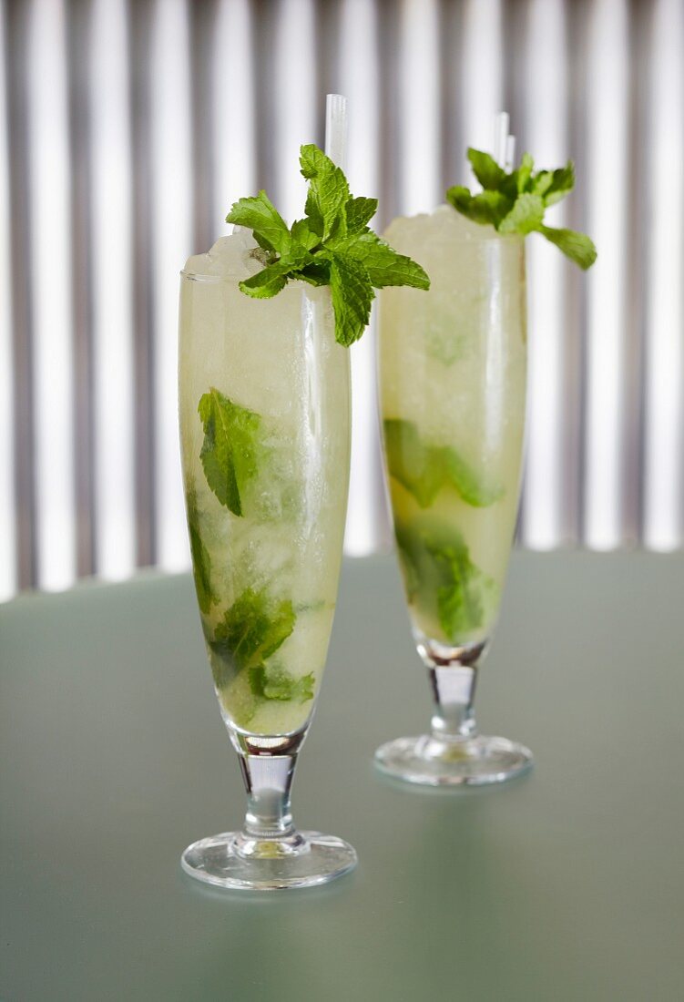 Mint cocktail in tall glasses