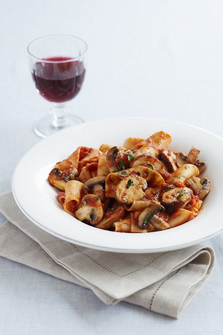 Fettuccine with a mushroom and tomato ragout and red wine