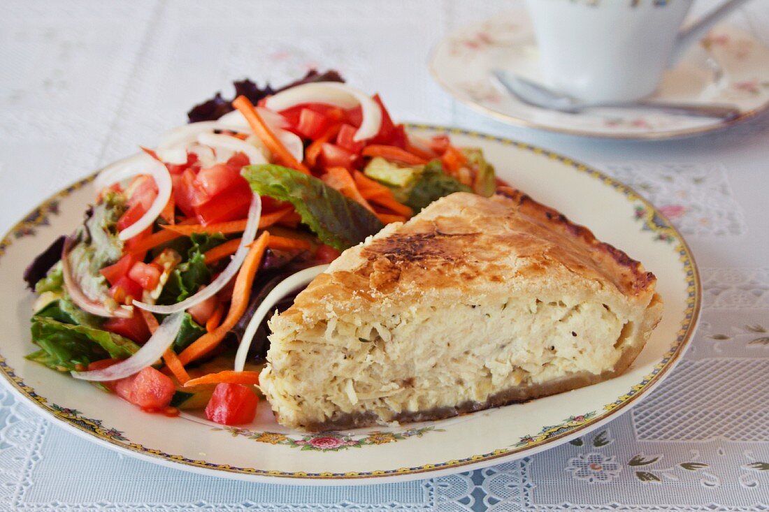 Chicken pot pie with a side salad (England)