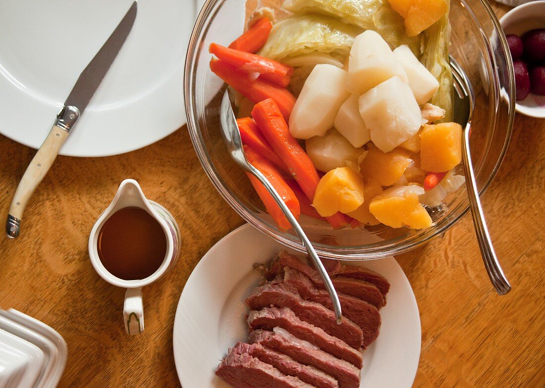 Corned beef with carrots, cabbage and potatoes