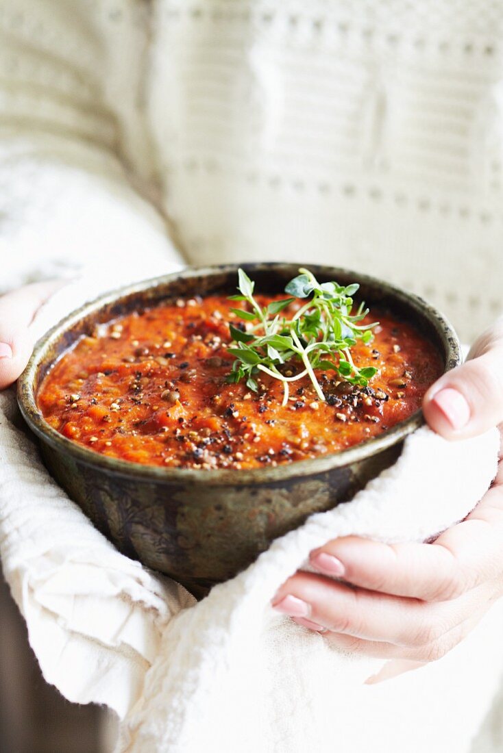 Tomato soup with lentils and black pepper