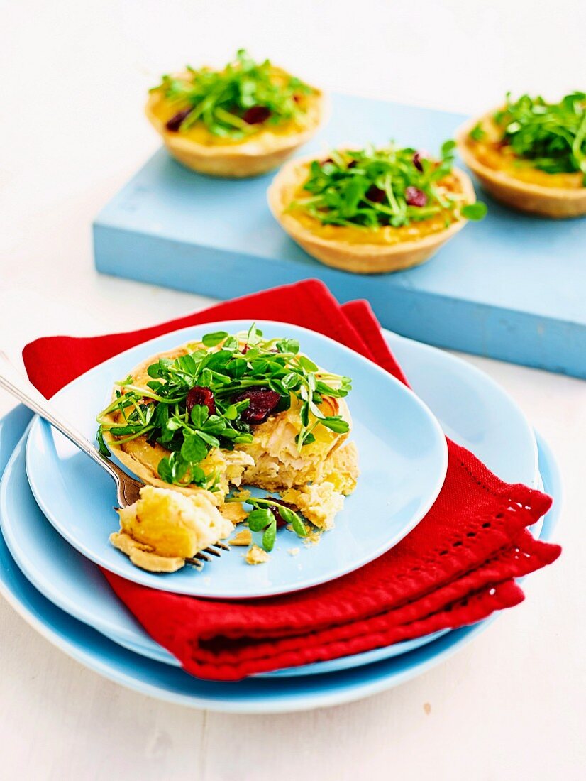 Brie & turkey quiches