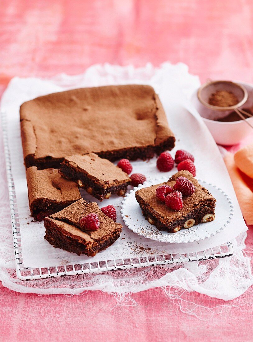 Hazlenut & raspberry brownies