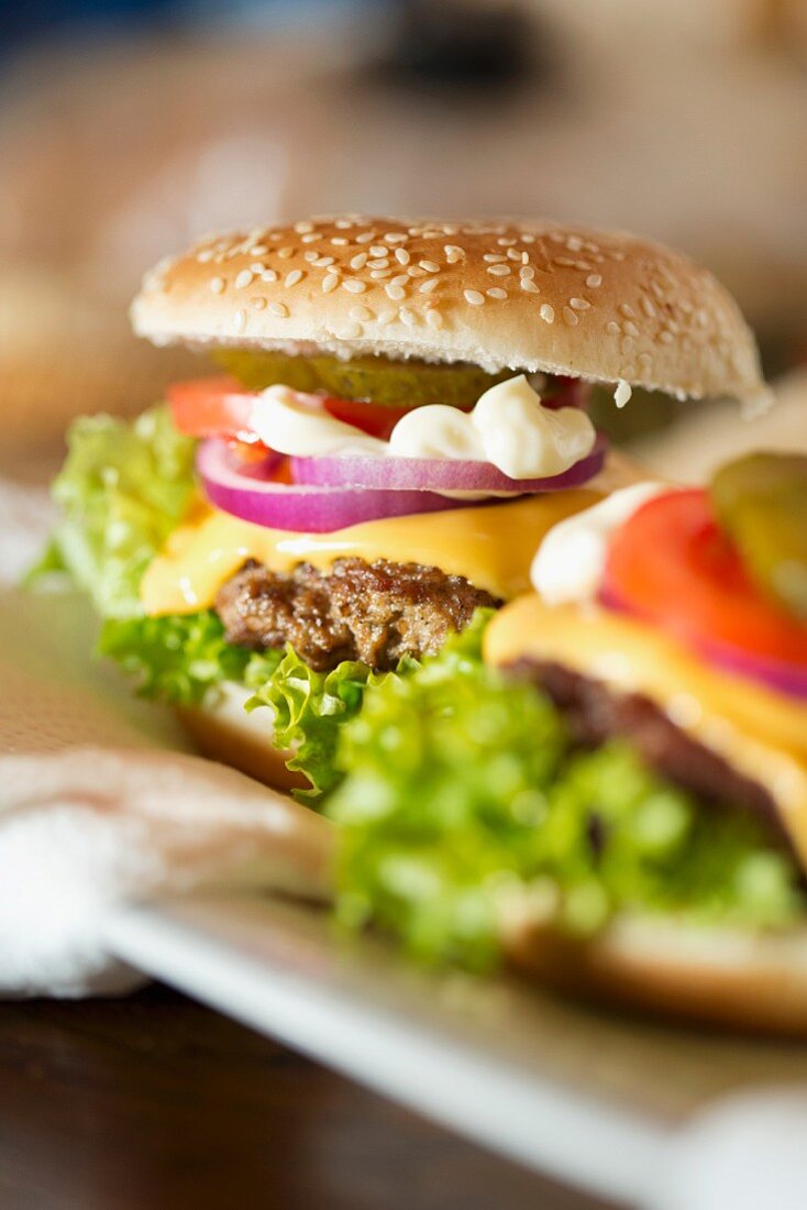 Homemade cheeseburgers