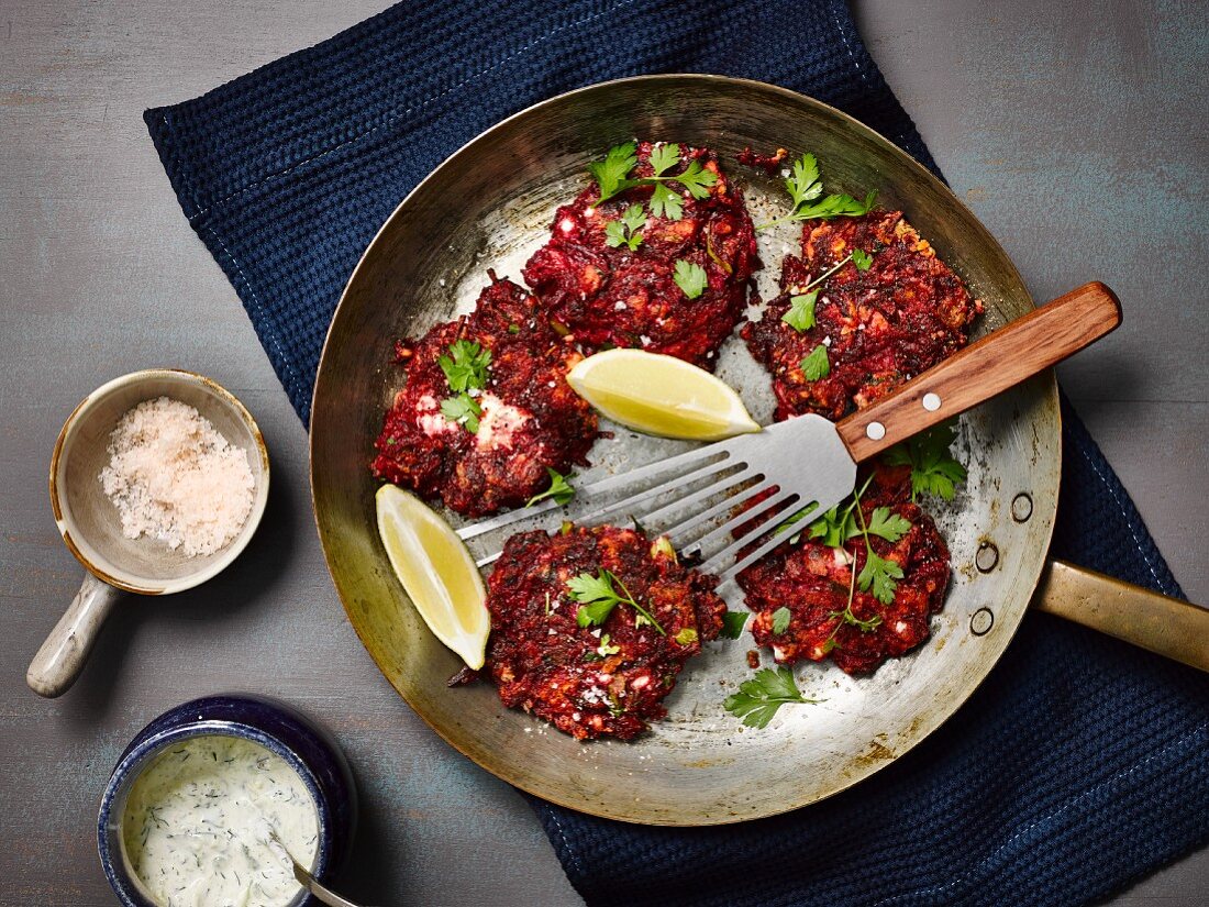 Beetroot and courgettes fritters with tzatziki