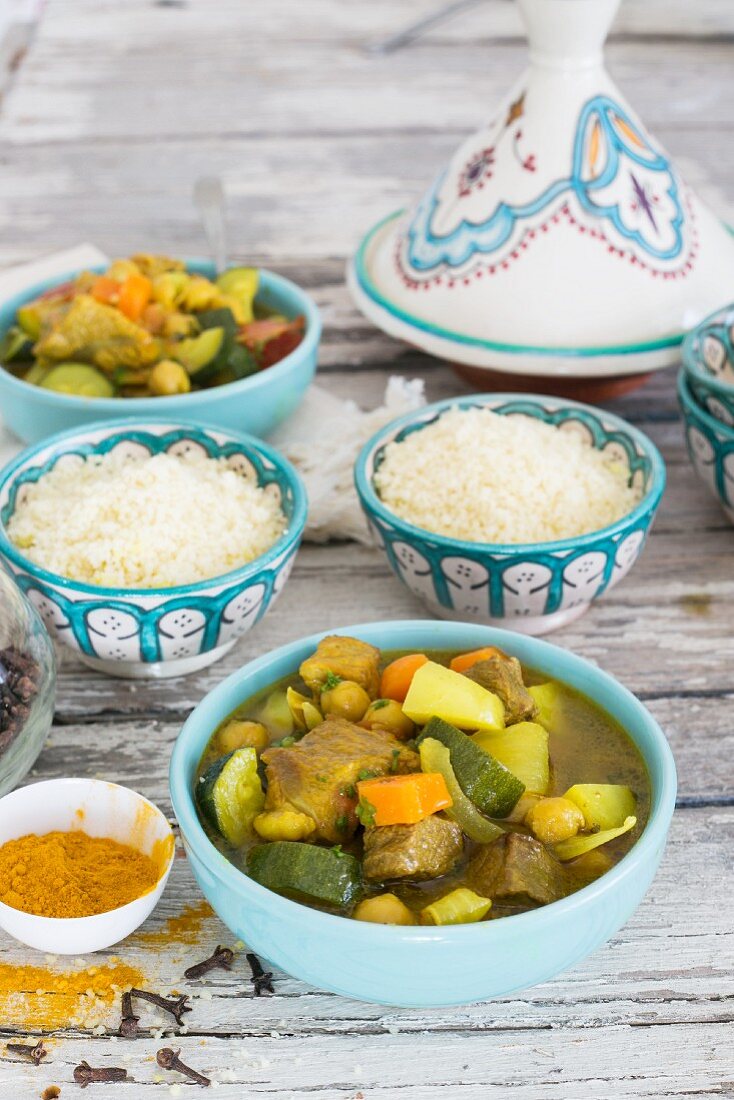Marokkanische Lammtajine mit Couscous