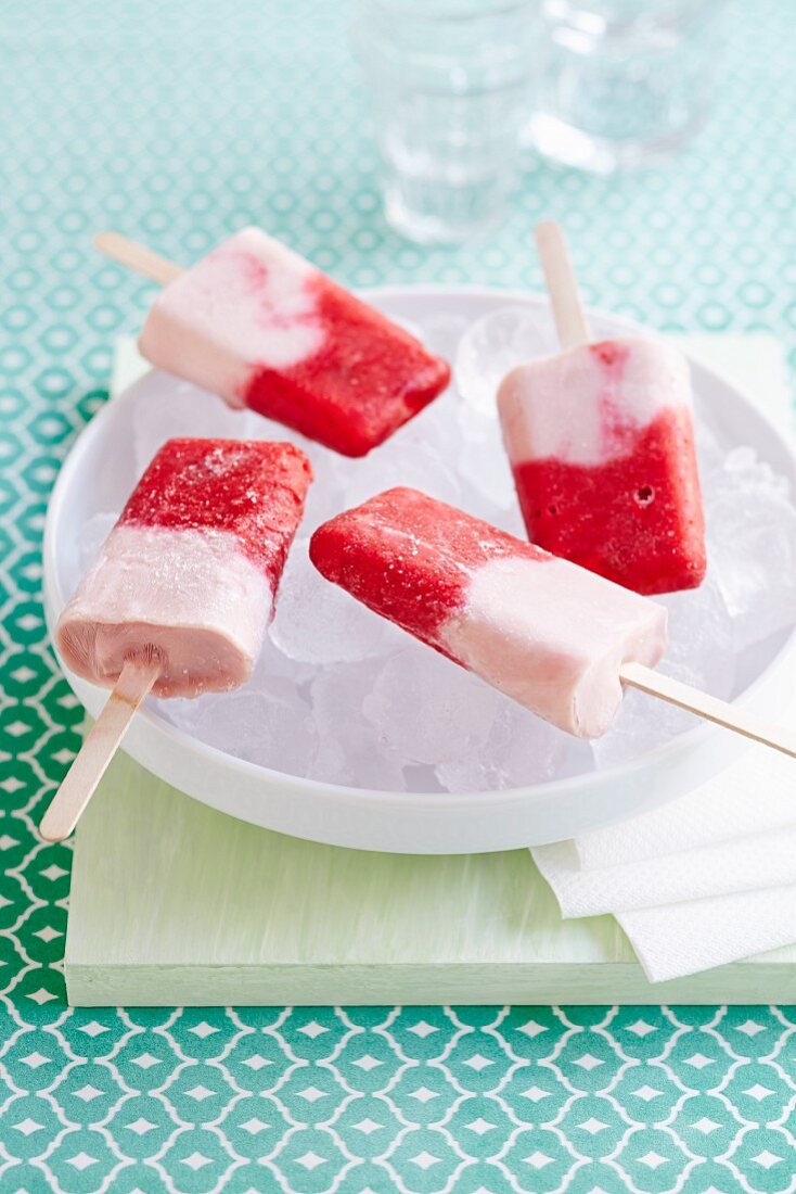 Strawberry yoghurt ice lollies