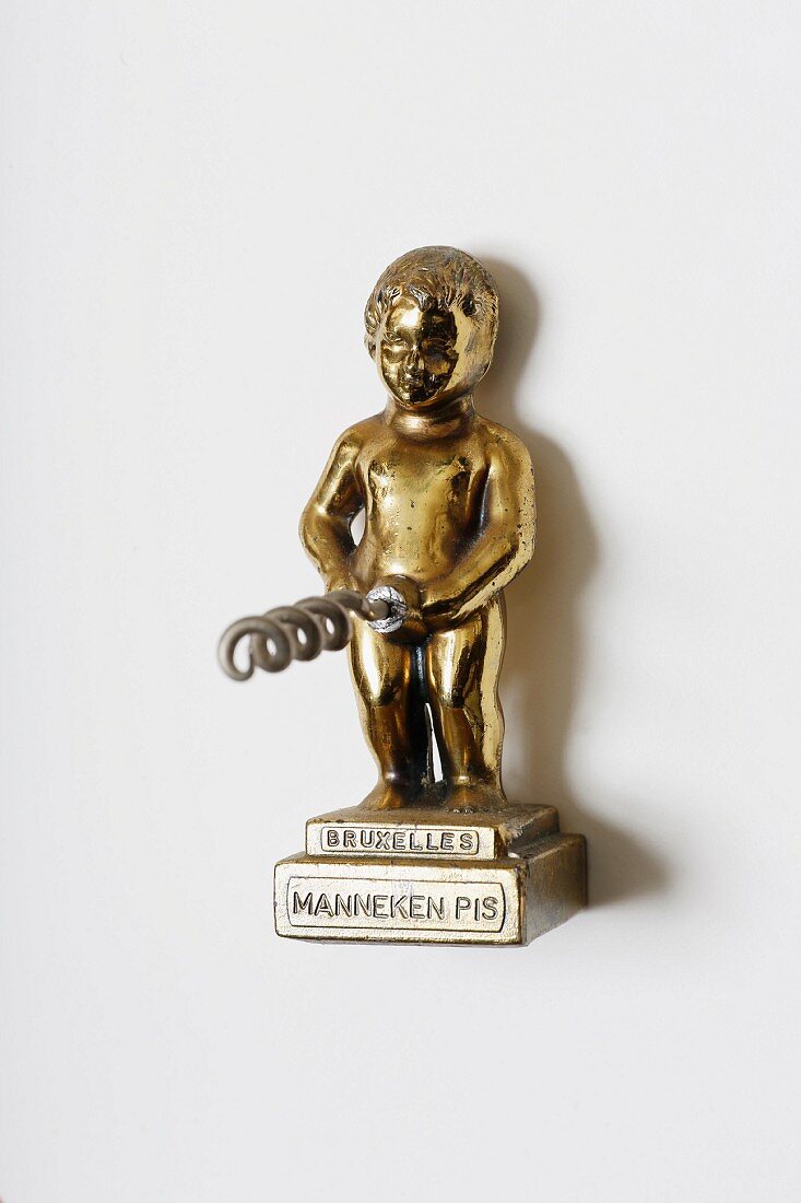 Korkenzieher aus Messing-Guss, Motiv Manneken Pis, 60er Jahre (Sammlung Von Kunow)