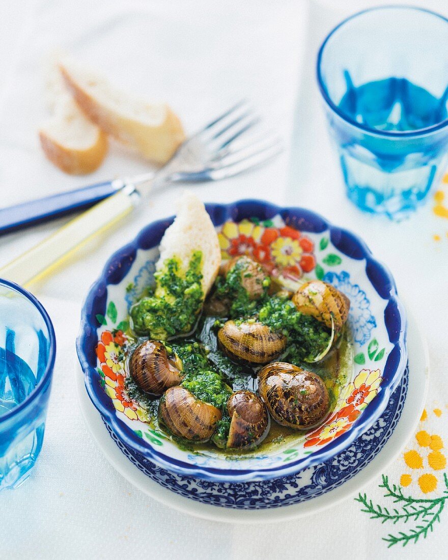 Snails with garlic and parsley butter