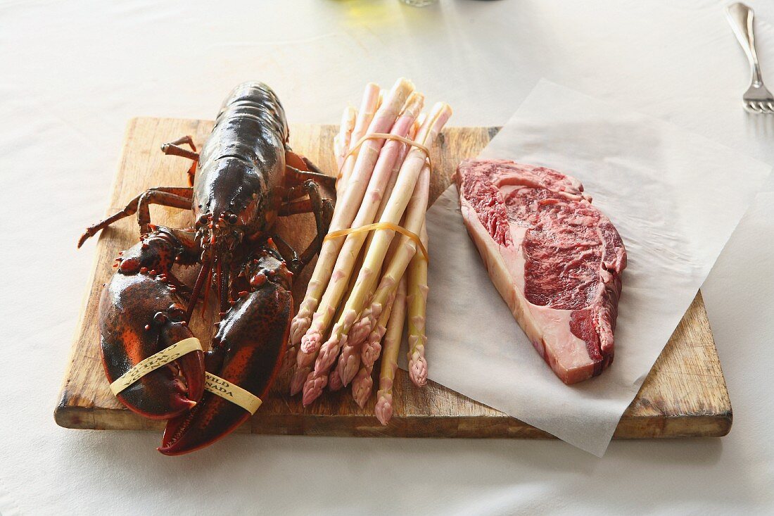 White asparagus, lobster and entrecote steak