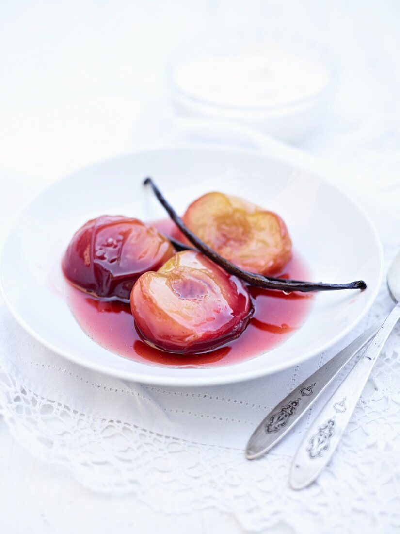 Bottled peaches