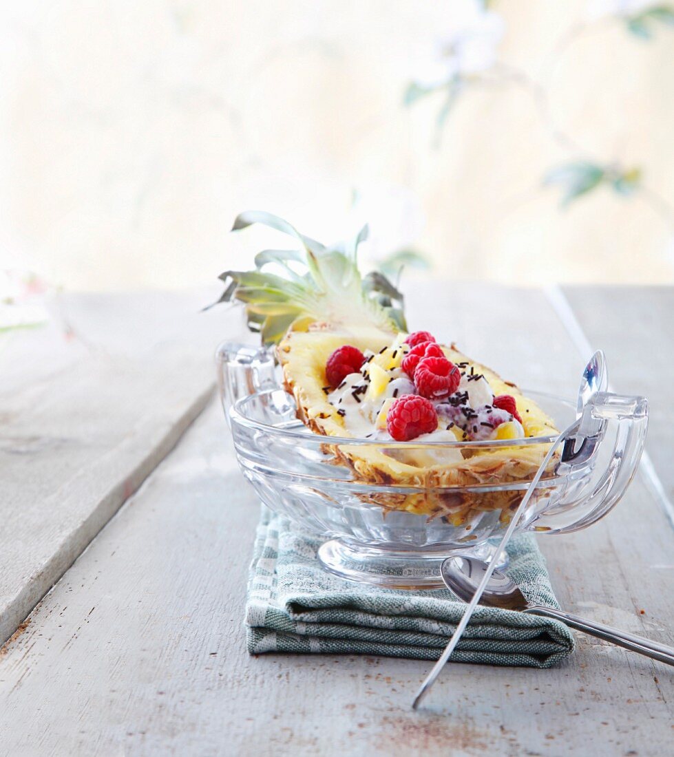 Pineapple filled with raspberries and quark
