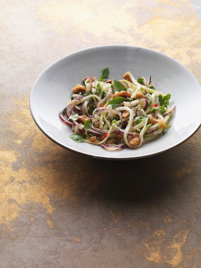 Oriental salad made from green papaya, cowpeas and coconut