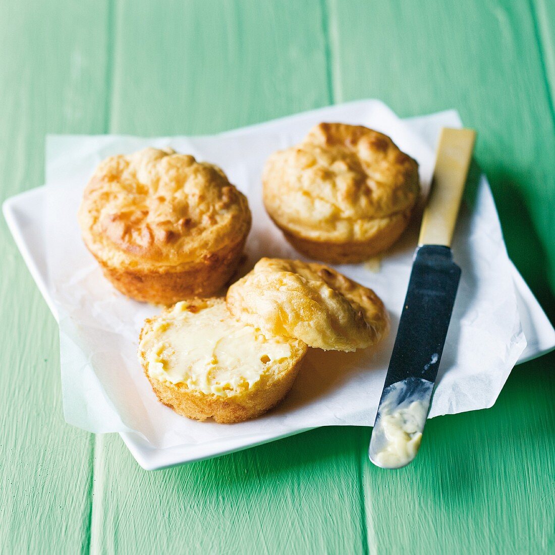 Cheddar cheese muffins