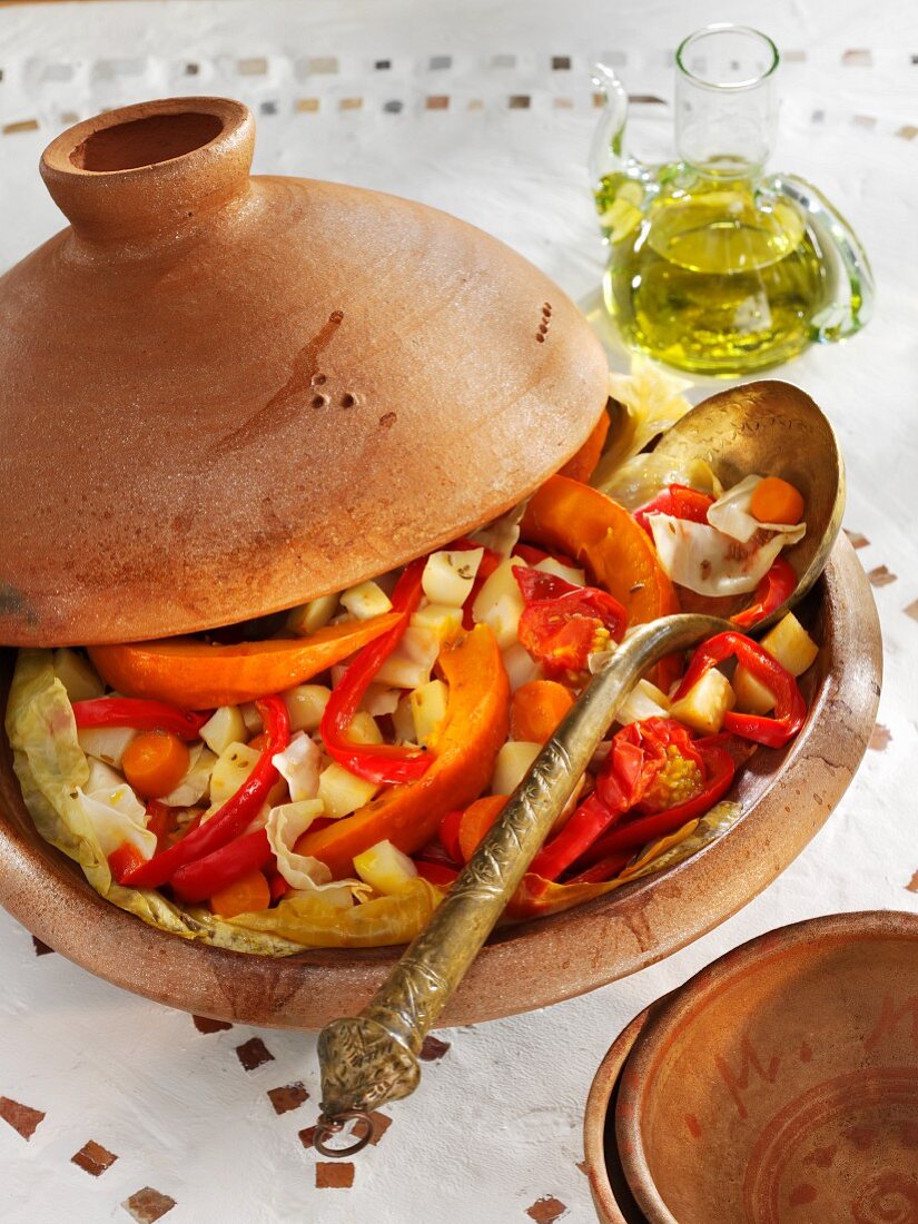 Gemüse-Tajine mit Arganöl