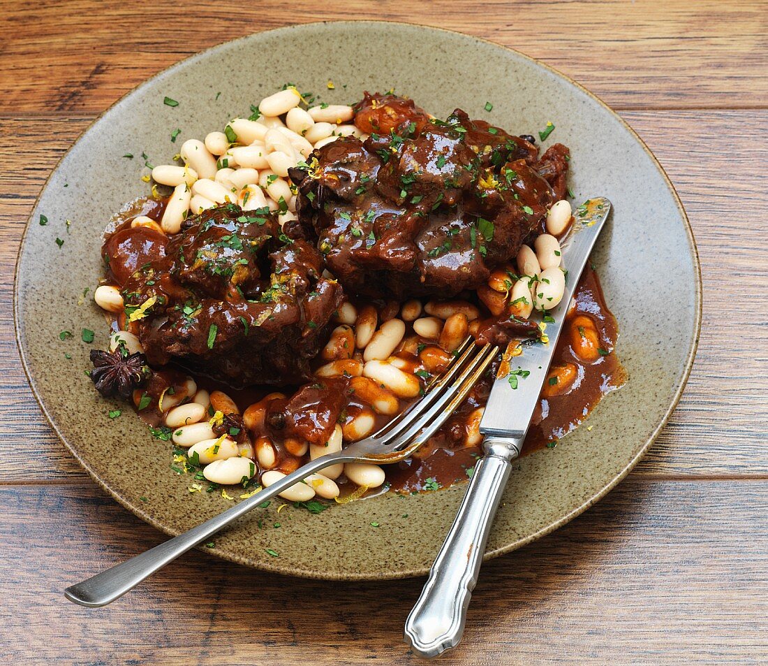 Braised oxtails with beans