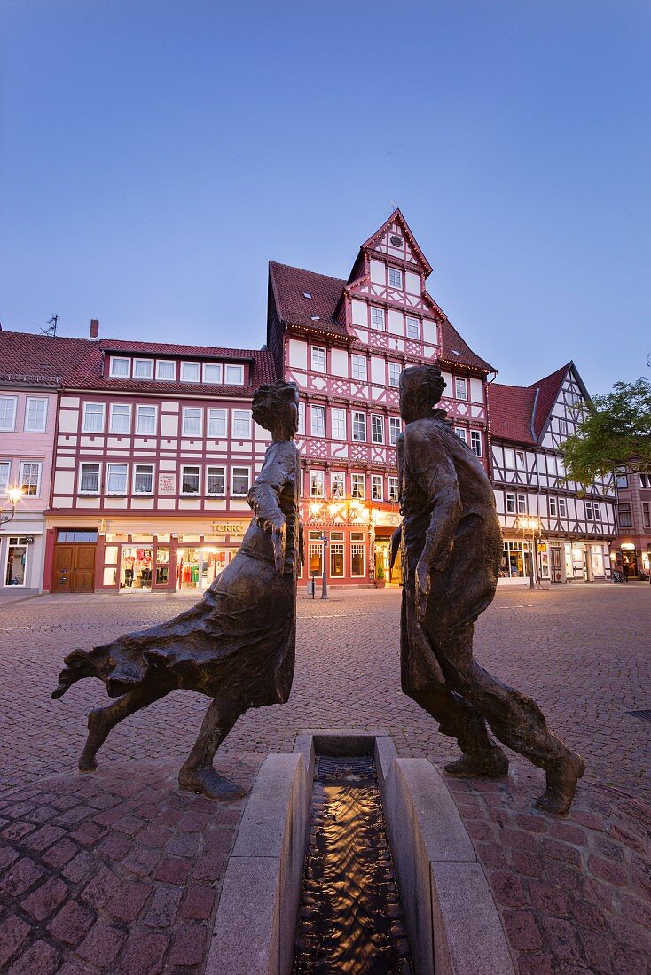 Der Brunnen in Duderstadt soll die bevorstehende Wiedervereinigung symbolisieren