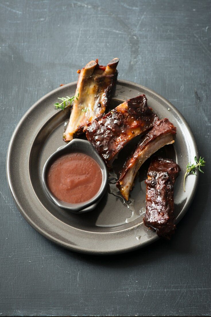 Spare ribs in plum sauce