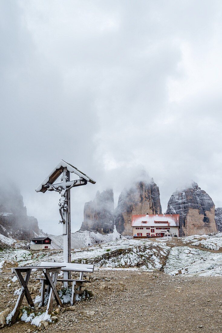 Die Dreizinnenhütte in Südtirol