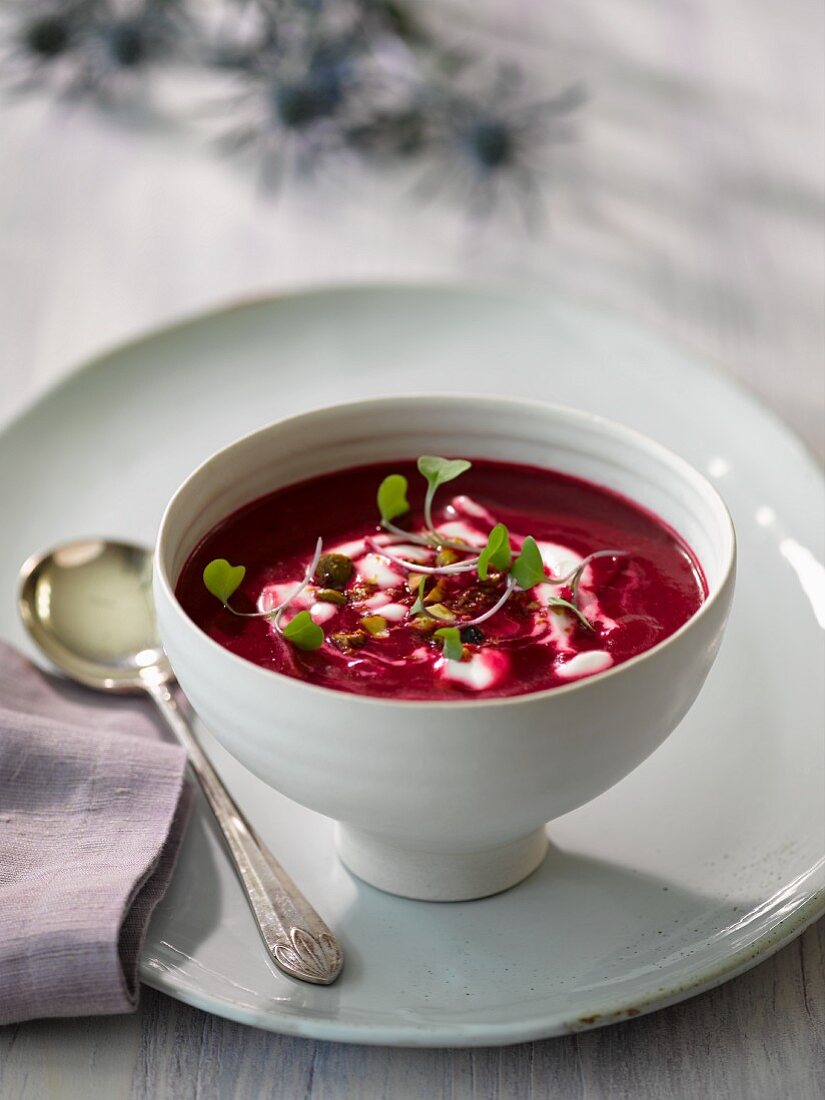 Rote-Bete-Suppe mit Chili & Kumin