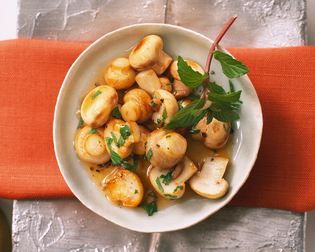 Fried mushrooms with mint