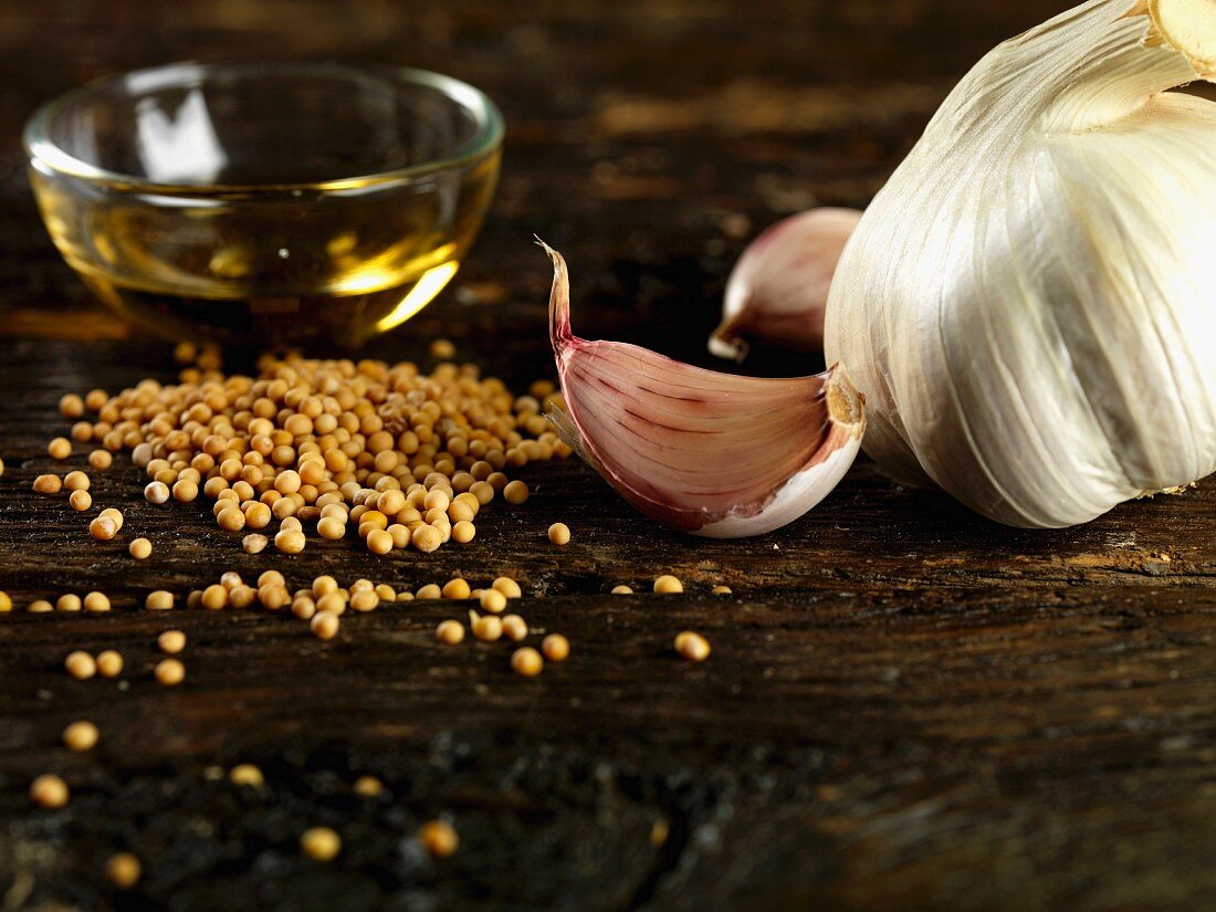 Garlic, mustard seeds and olive oil