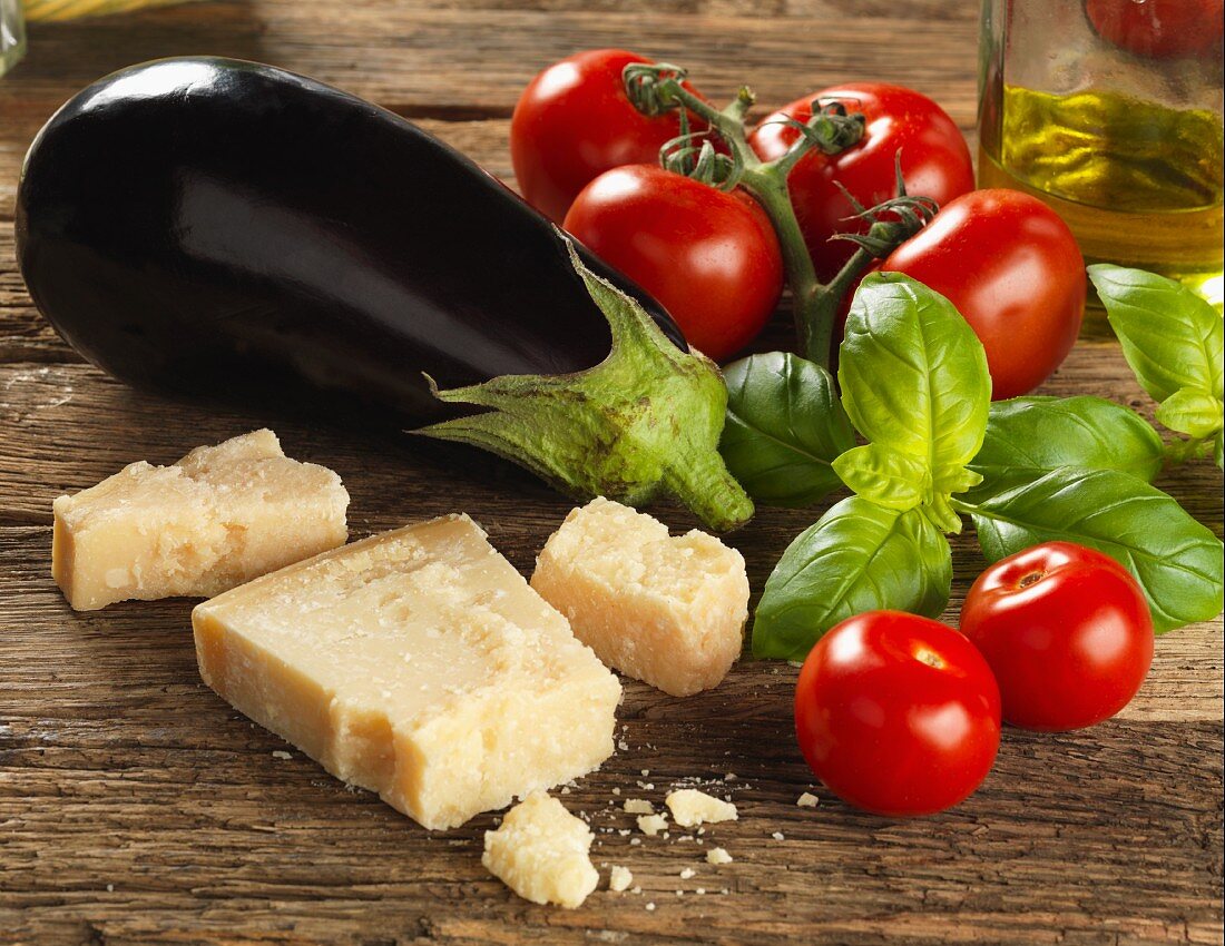 Ingredients for Sicilliana pasta sauce