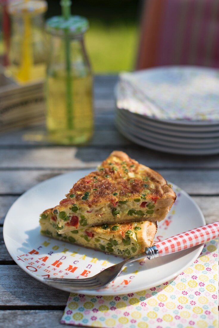 Vegetable quiche with peas and peppers