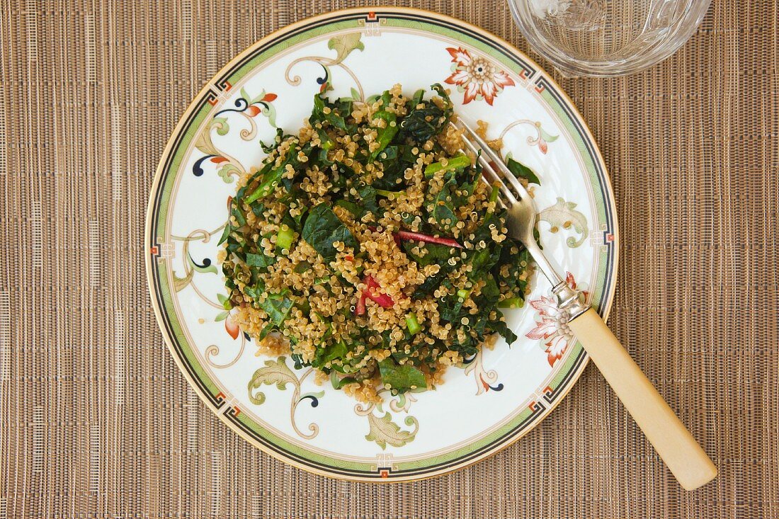 Quinoa and spinach salad