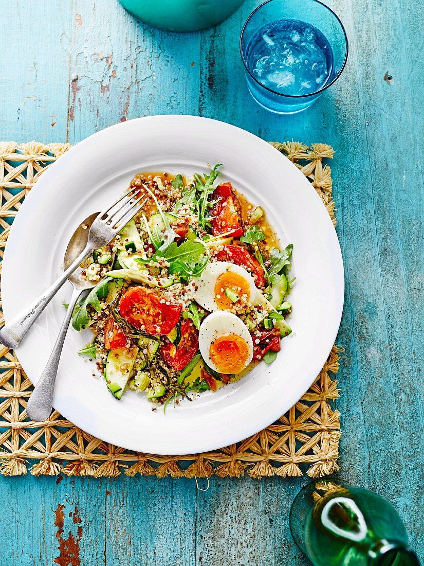 Mixed quinoa and tomato salad