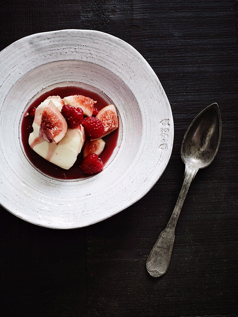 Creme fraiche panna cotta with red wine figs