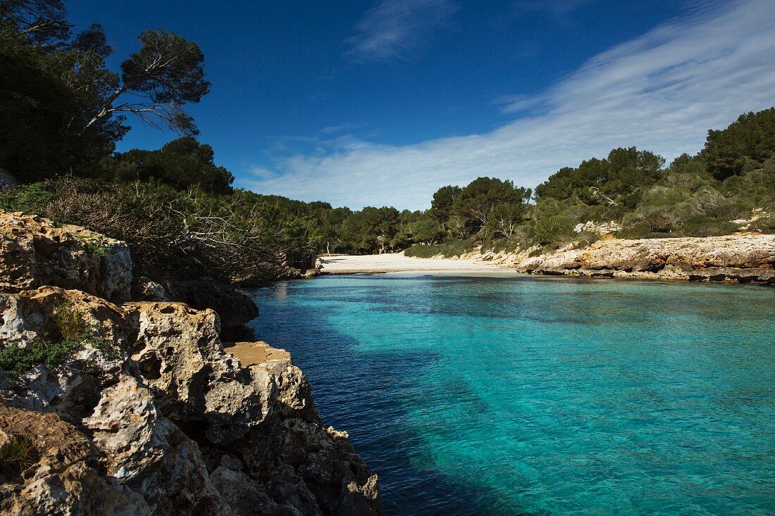 Der Strand Cala Sa Nau an der Südküste, Mallorca