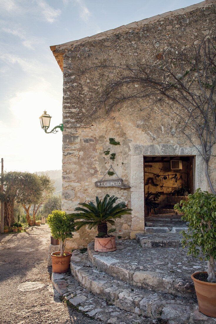 The entrance to Finca Es Castell, Majorca