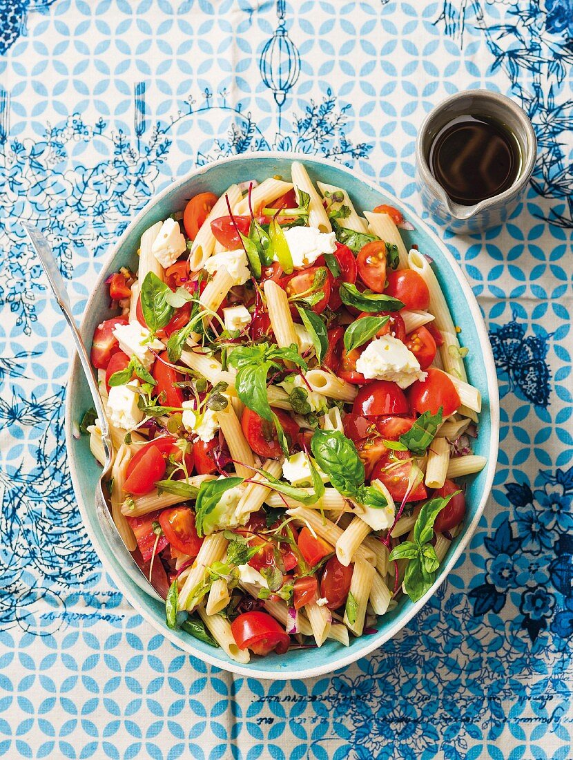 Pasta salad with tomatoes and feta cheese