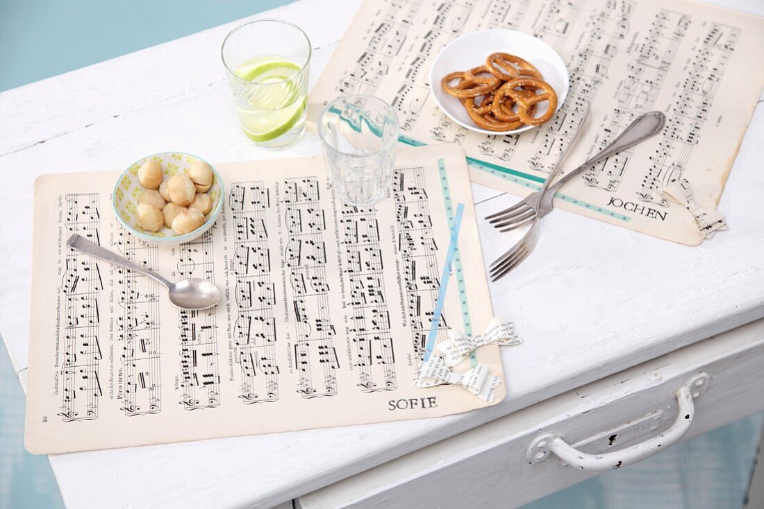 Place mats hand-made from sheet music