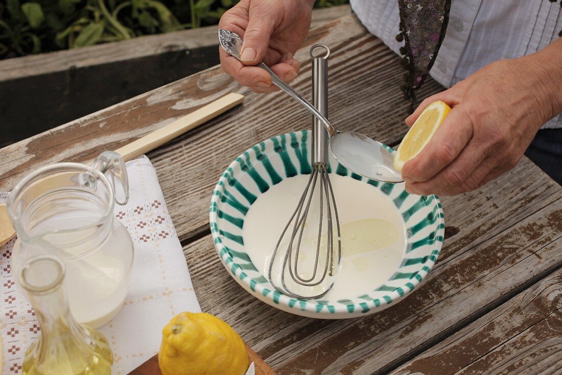 Making hair conditioner from cream