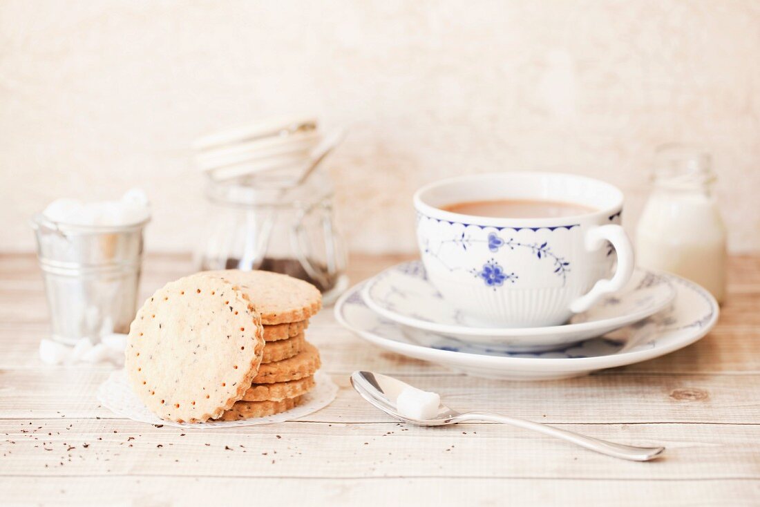 Chai shortbread biscuits with a cup of tea